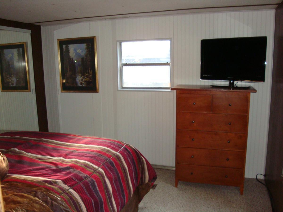 Yellowstone Wildlife Cabins West Yellowstone Exteriör bild