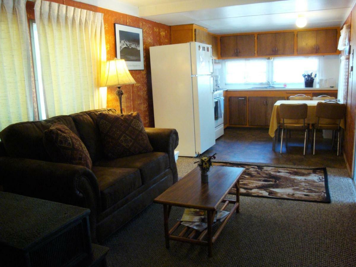 Yellowstone Wildlife Cabins West Yellowstone Exteriör bild